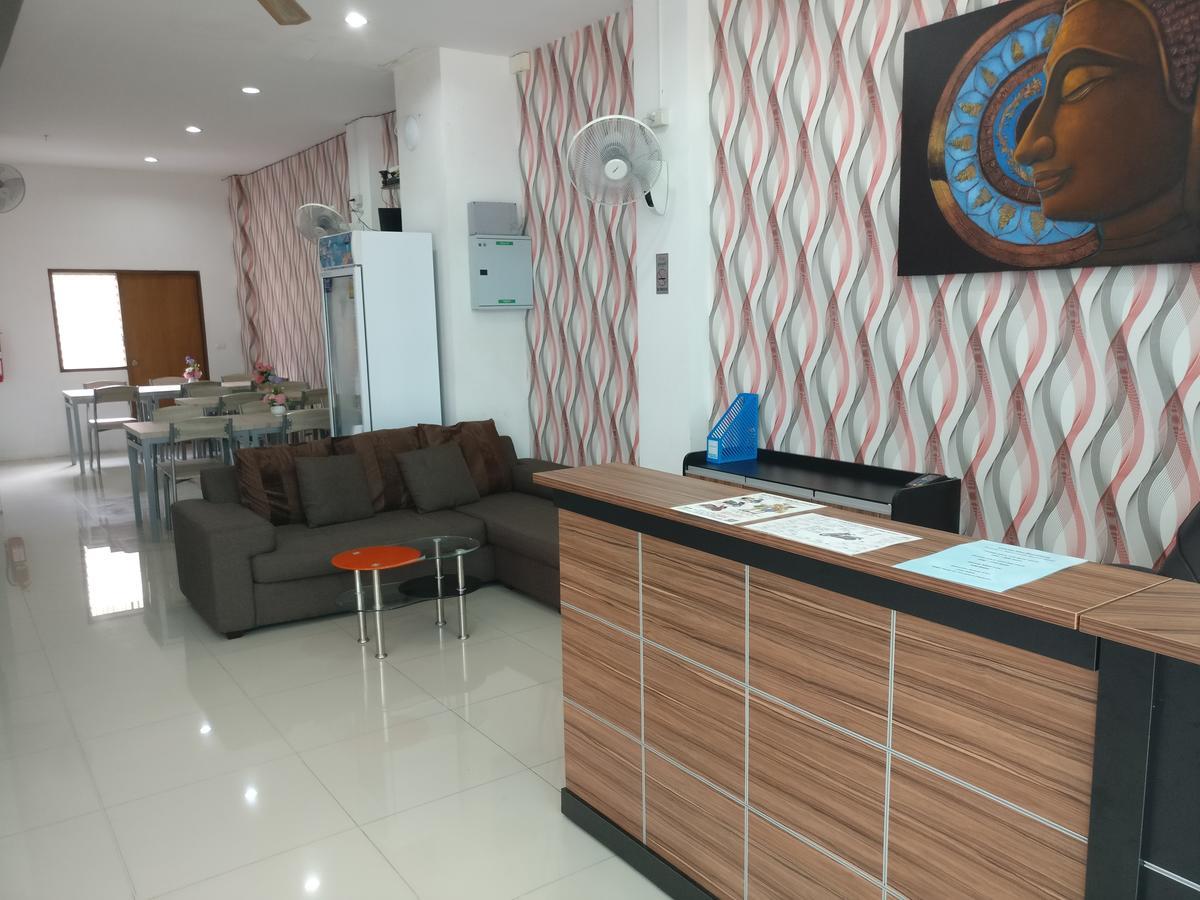Hotel White Sky Boutique à Patong Extérieur photo