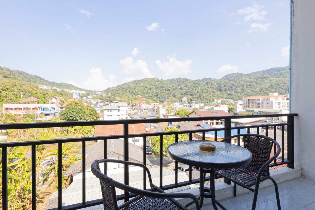 Hotel White Sky Boutique à Patong Extérieur photo